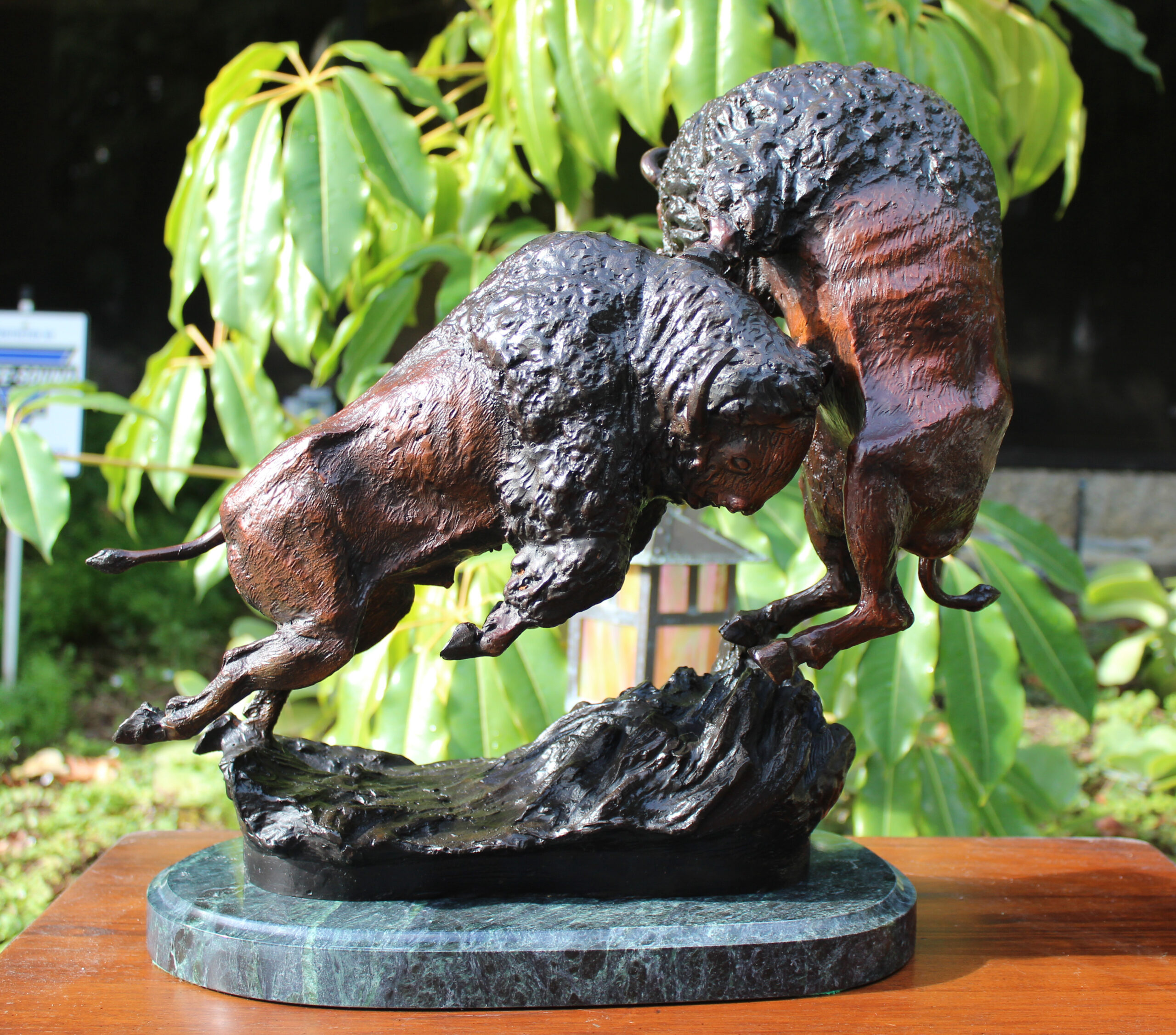 bronze statue american bisons