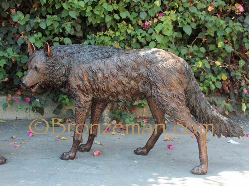 bronze wolves statues