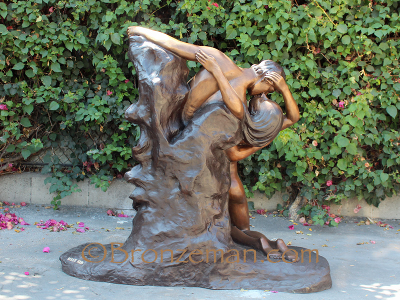 bronze rodin statue