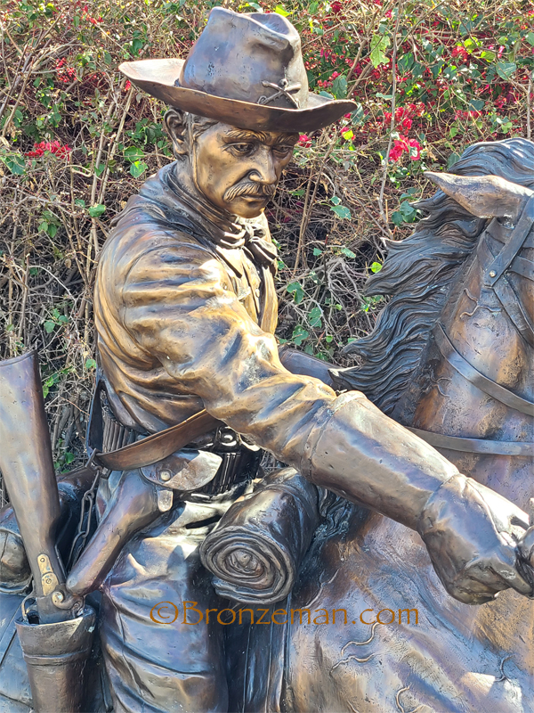 custom bronze statue of soldier on horse
