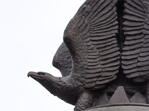 A Complete Guide to Decorating Your Home with Eagle Statues