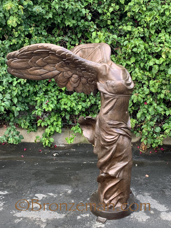 bronze statue of nike of samothrace