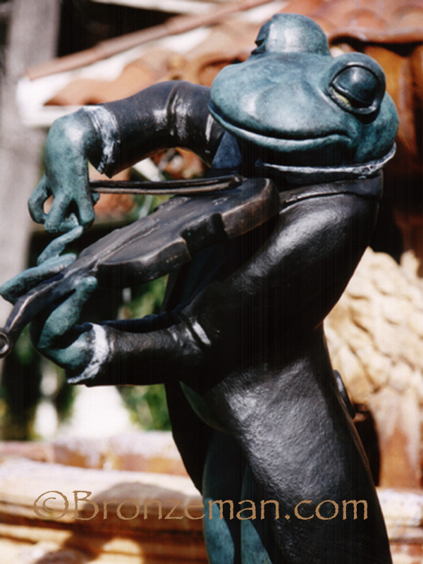 bronze frog statues